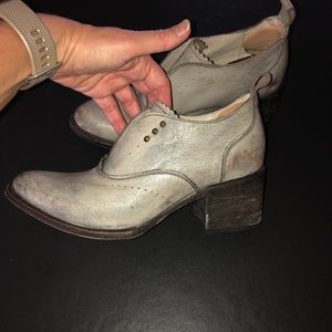 Freebird be Steven “Sadie” in Ice size 8